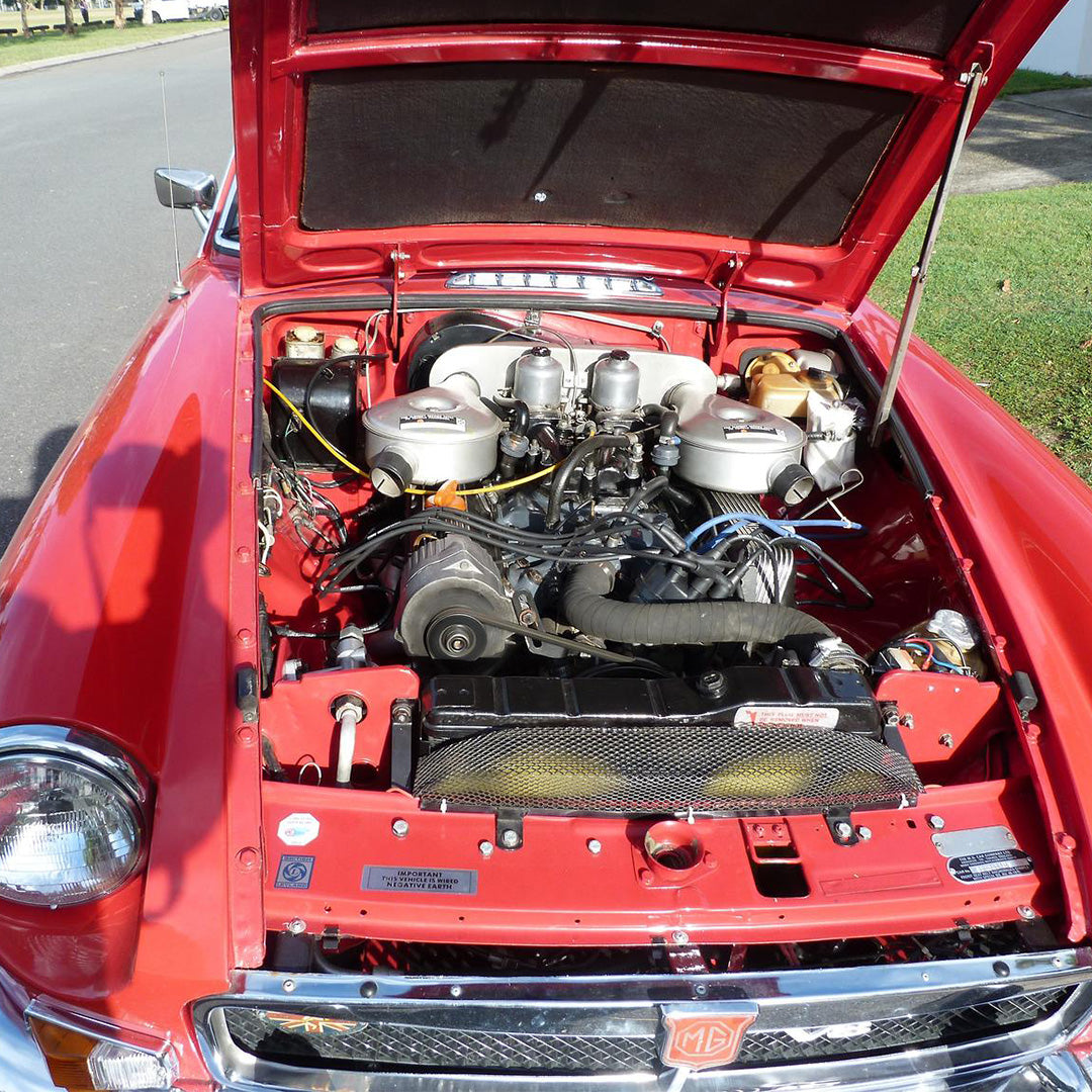 1975 MGB GT V8